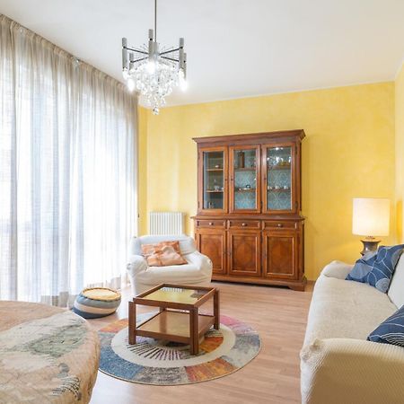 מנדלו דל לאריו Spacious Apartment At Como Lake מראה חיצוני תמונה