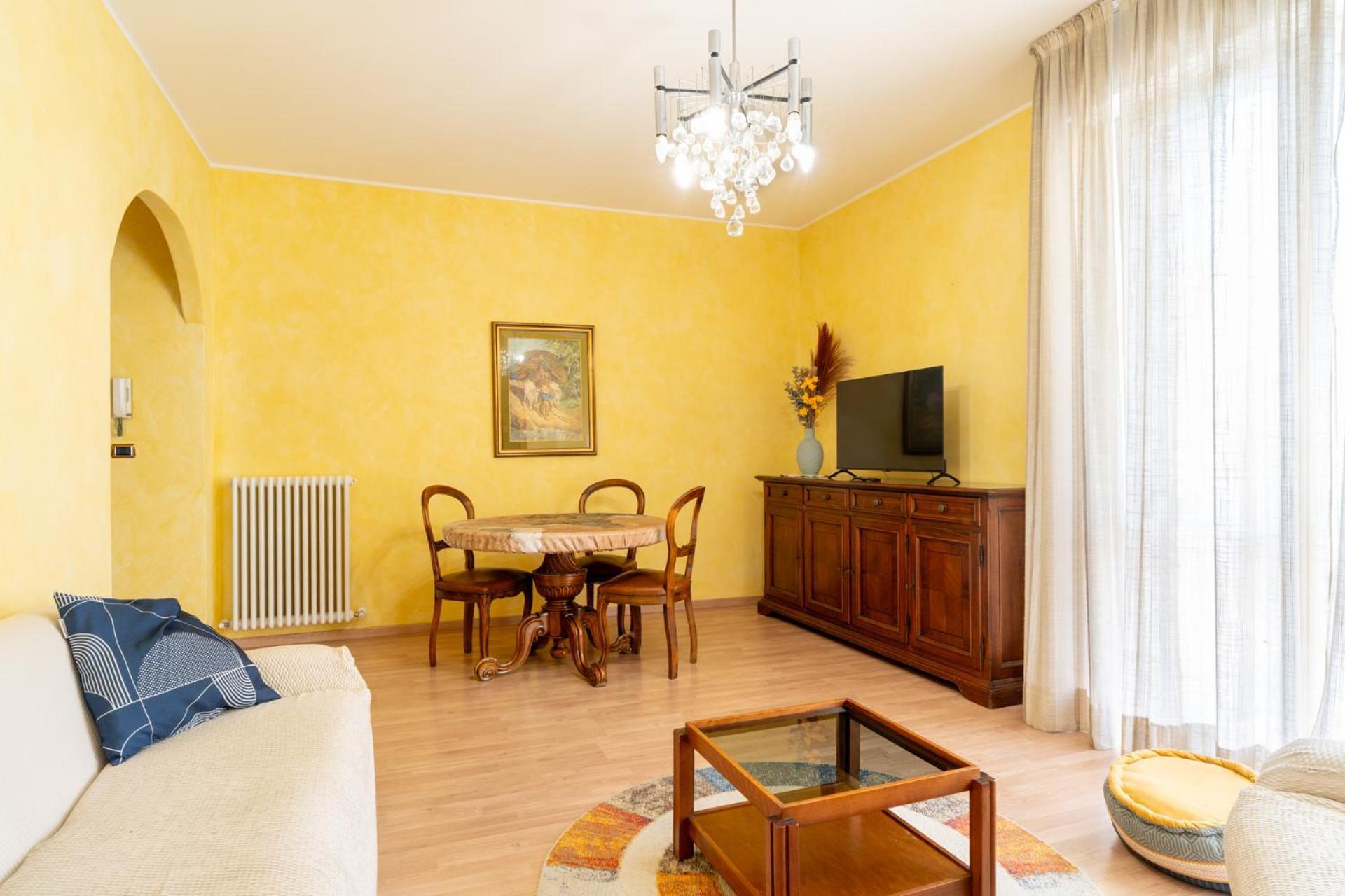 מנדלו דל לאריו Spacious Apartment At Como Lake מראה חיצוני תמונה
